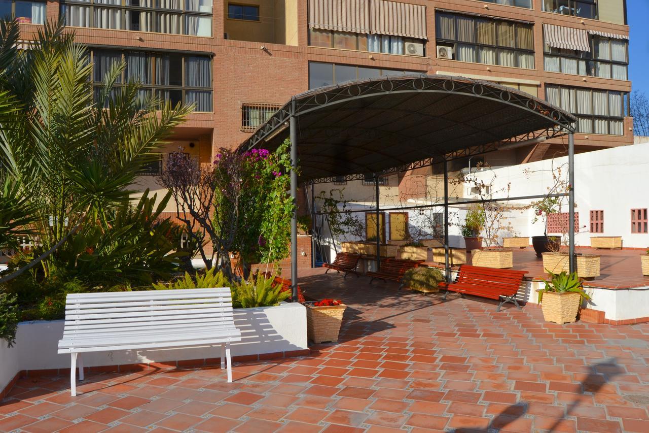 Edificio Gemelos 2 Benidorm Bagian luar foto